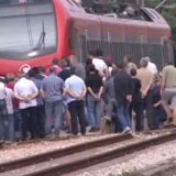 Radnici "Goše" ponovo blokirali prugu (VIDEO) 6