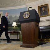 Senatori i kongresmeni tuže Trampa 5