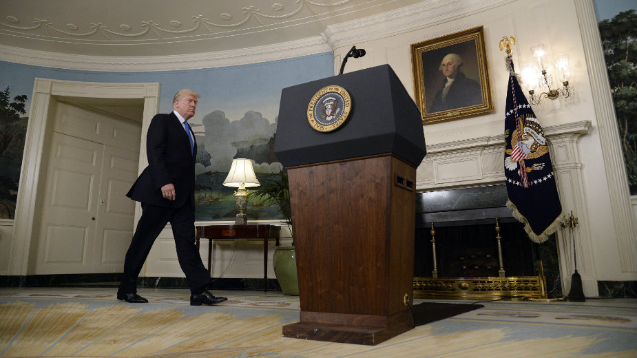 Senatori i kongresmeni tuže Trampa 1 Senatori i kongresmeni tuže Trampa 1