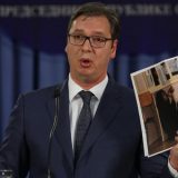 Vučić: Oni koji su napali novinare moraju da odgovaraju 13