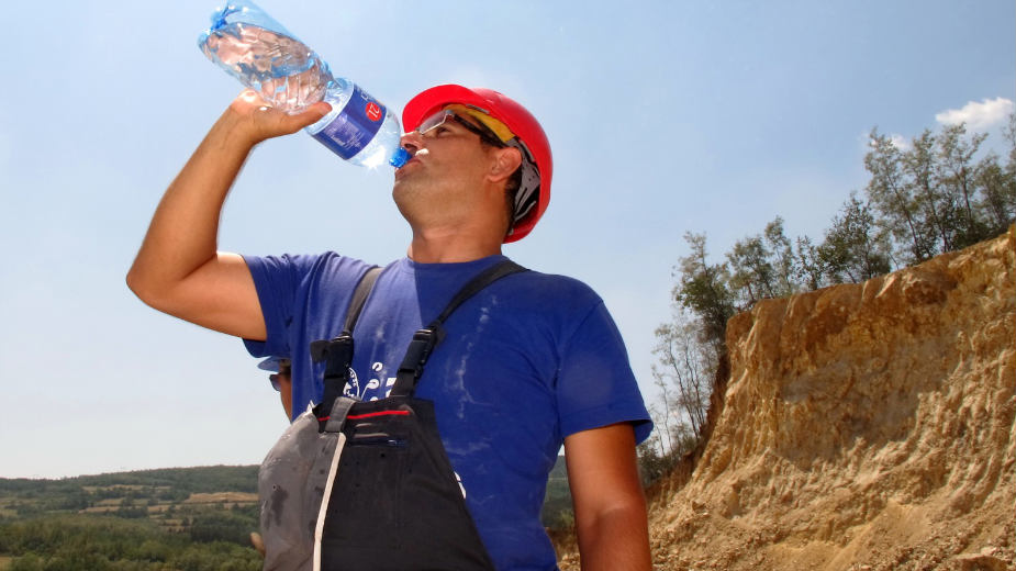 Na plus 35 stepeni na "rudničkim" bulevarima u RTB Bor 1 Na plus 35 stepeni na "rudničkim" bulevarima u RTB Bor 1