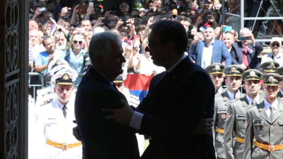 Nikolić ne da vilu Vučiću 1