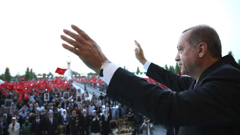 Turska izbegla građanski rat 1