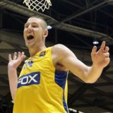 Ajverson blizu Zvezde 8