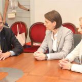 Johanes Han podržao napore Srbije u EU 14