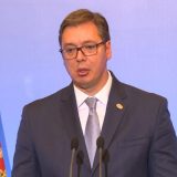 Vučić: Ne pada mi na pamet da šetam na Prajdu 2