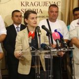 Brnabić u Kragujevcu: Dogovoren prekid štrajka 6