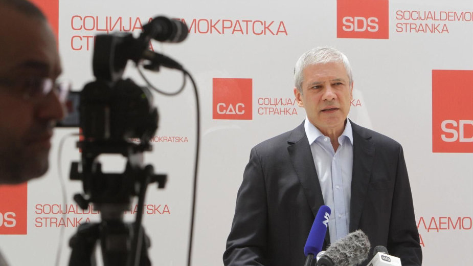 Tadić: Objaviti ugovor sa Fijatom 1