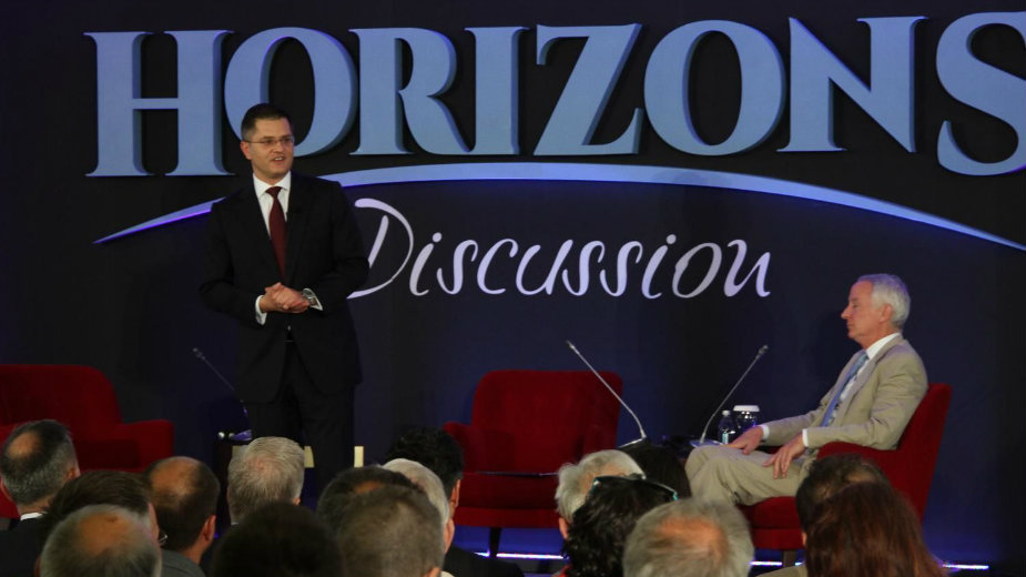 Manter: SAD naučile lekciju 1