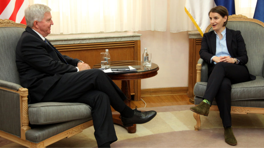 Brnabić sa američkim ambasadorom 1