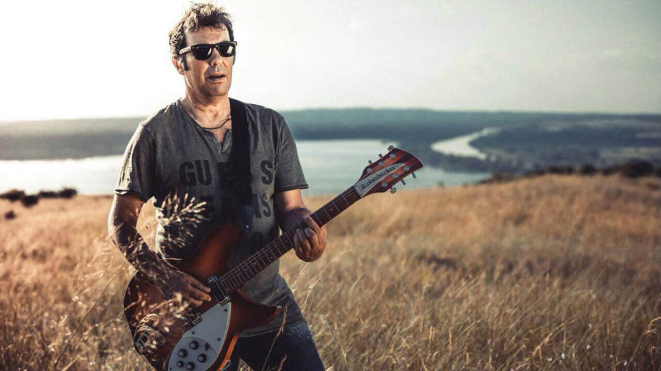 Kiki Lesendrić i Piloti predstavili spot pesmu "Leto" (VIDEO) 1