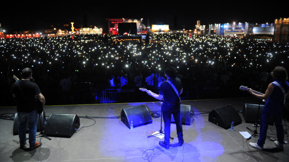 Plavi orkestar poslednje večeri Beer festa 1