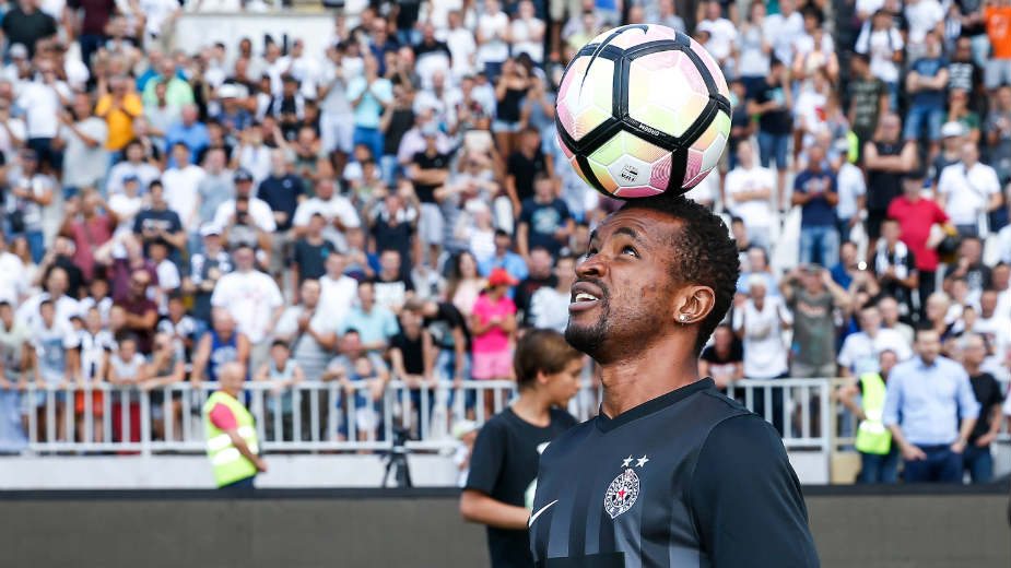 Predstavljen najskuplji igrač Partizana u istoriji 2 Predstavljen najskuplji igrač Partizana u istoriji 2