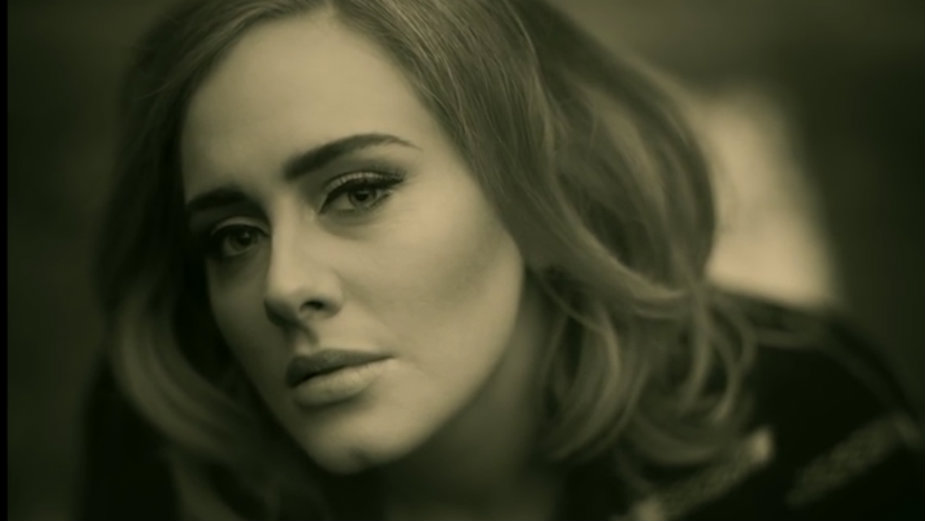 Adel otkazala dva poslednja koncerta 1