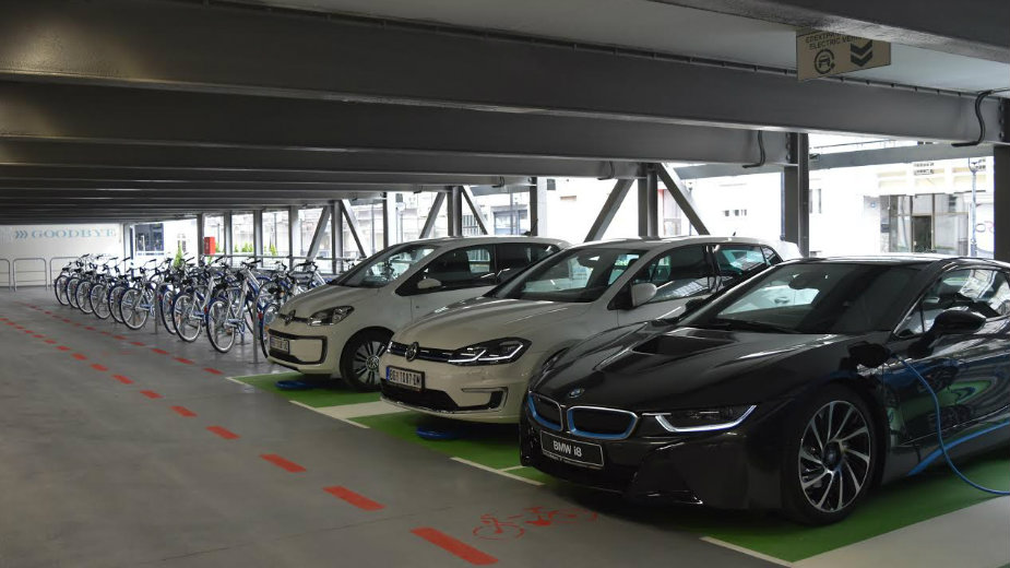 Otvorena renovirana garaža "Obilićev venac" 1