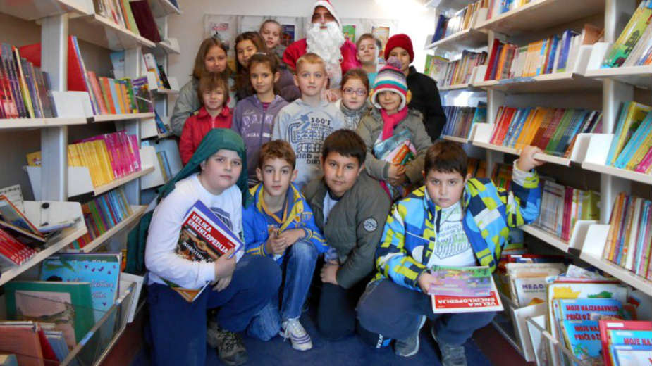 Novih 520 knjiga za Biblioteku u Kladovu 1