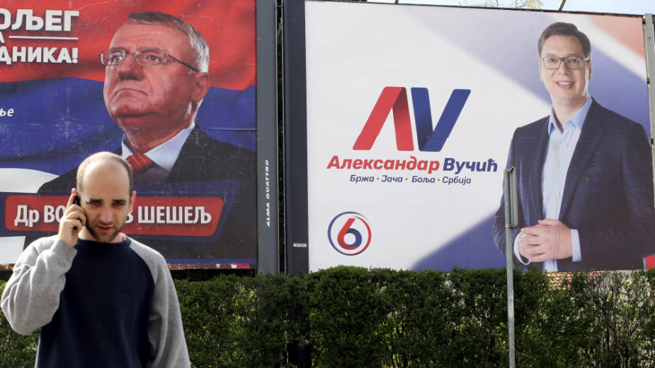 Političke partije potrošile u Novom Sadu na desetine hiljada evra na bilborde 1