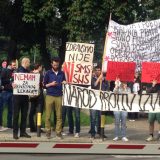 Protest ispred KBC Dragiša Mišović 12. jula 12