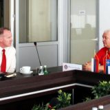 Prva poseta američkih zvaničnika bez primedbi 4