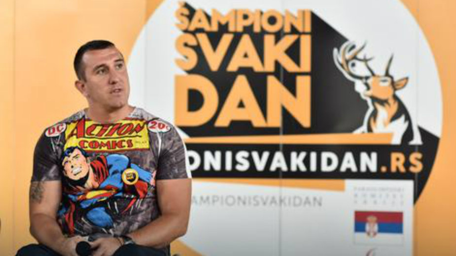 Miloš Zarić svetski prvak u bacanju koplja 1