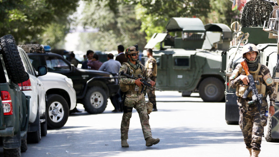 Naoružani ljudi upali u Univerzitet u Kabulu, policija opkolila kampus 1
