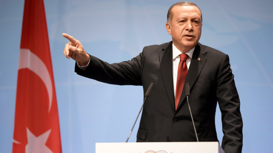 Erdogan: Dug Aliji briga o BiH 1