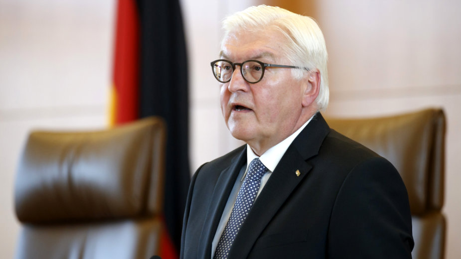 Štajnmajer potpisao zakon o gej brakovima 1