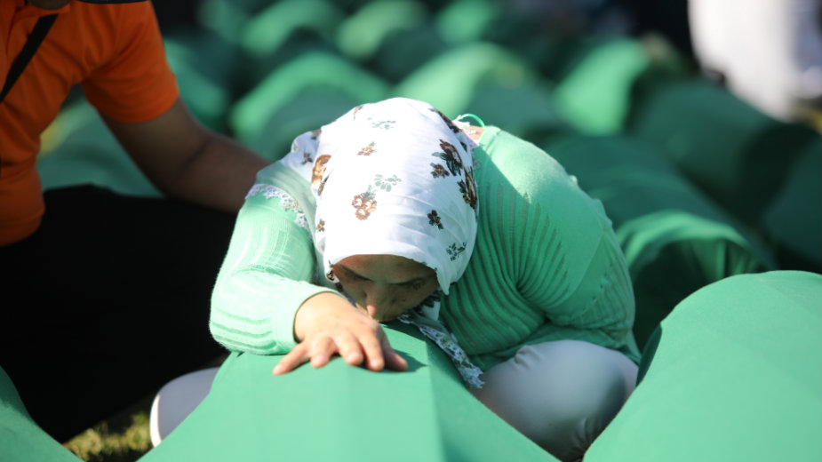 Održana komemoracija u Potočarima, ukopana 71 žrtva 1