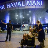 Britanac uhapšen zbog baterije 4