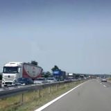 Izgoreo autobus kod Jagodine, još uvek kolone (VIDEO) 13