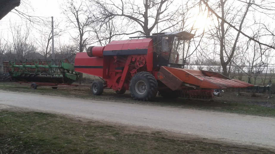 Kombajnom u ogradu 1