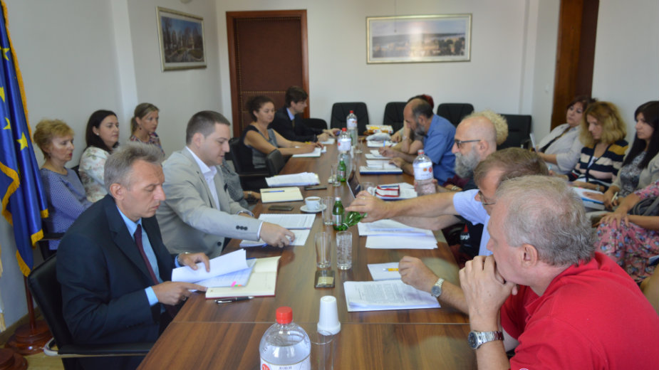 Ružić sa predstavnicima sindikata u javim službama 1