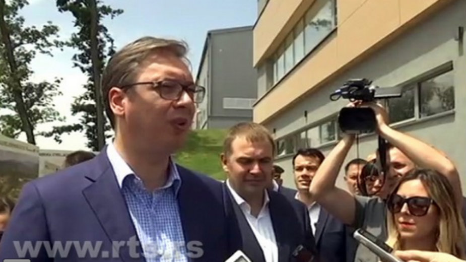 Vučić: Oružje donosi zaradu 1