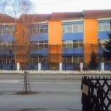 Prosvetni radnici u Vranju strahuju od otpuštanja 12