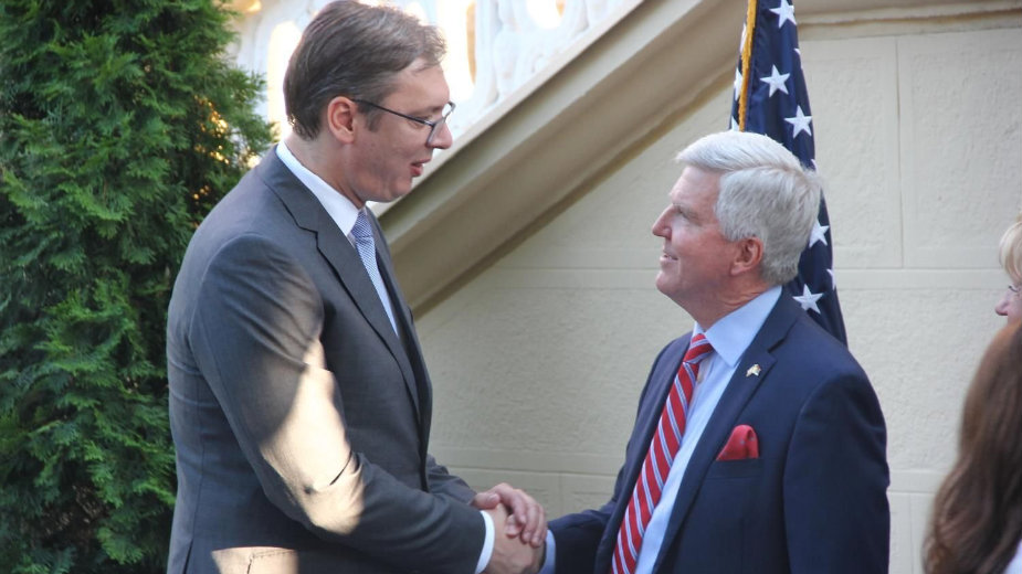 Skot: Vlast služi narodu a ne obrnuto 1