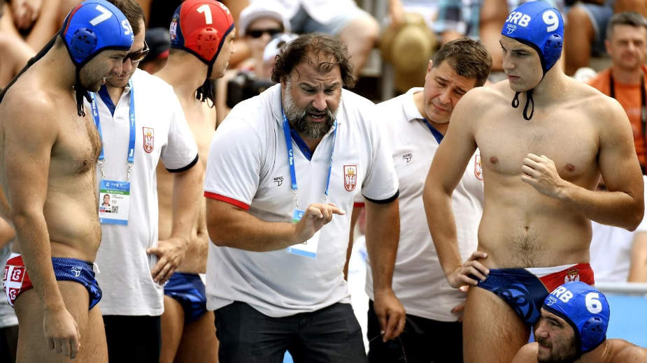 Ubedljivo protiv Španije 1