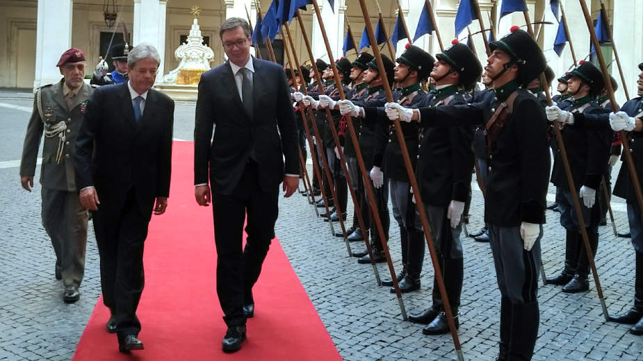 Vučić se zahvalio Italiji na podršci 1