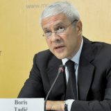 Tadić: Vučić nije Srbija, gurnuo nas je u provaliju autokratije 12