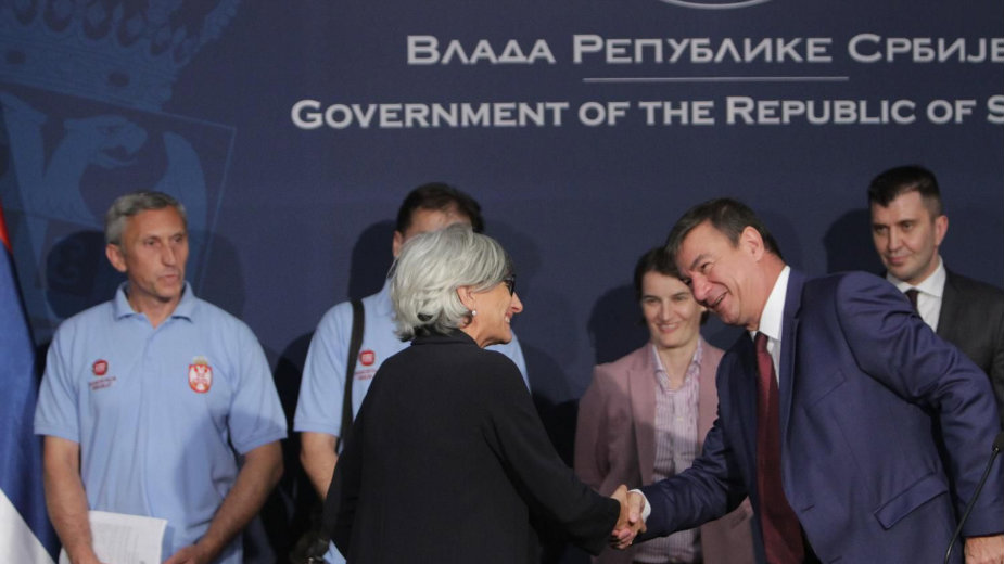 Poslovodstvo Fijata i radnici potpisali sporazum 1