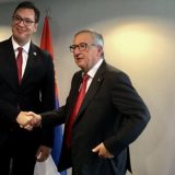 Vučić sa Junkerom 5