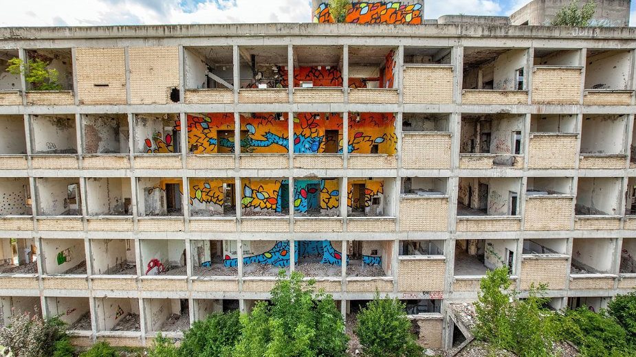 Zid kaznenog doma dobija murale 4 Zid kaznenog doma dobija murale 4