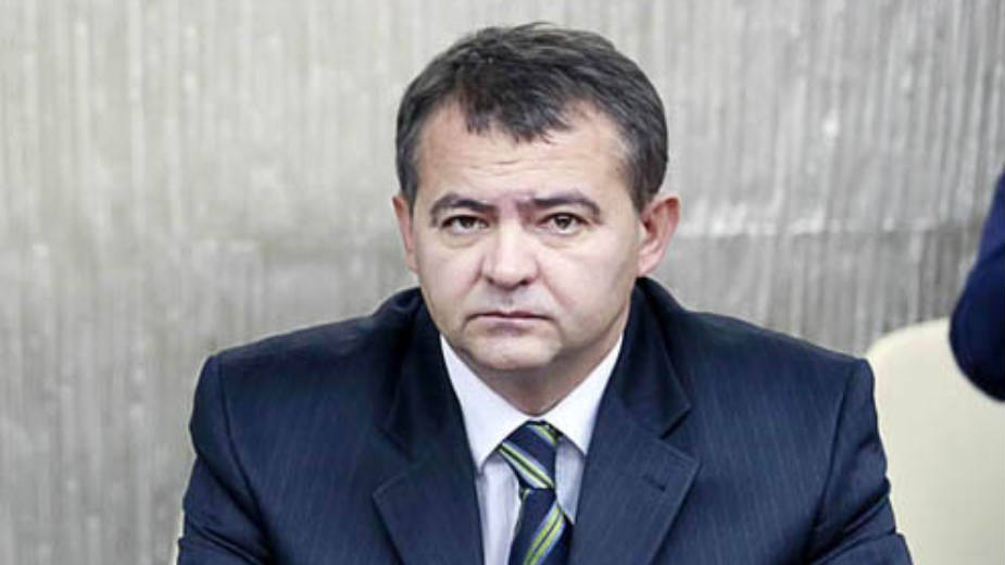 Državni sekretar istovremeno i notar 1