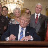 Trampov udar bez posledica po srpske NVO 8