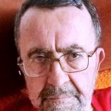 Zašto Vučić ljubi ruku? 9