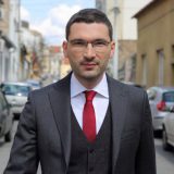 Opozicija traži da vlast hitno prekine praćenje političkih protivnika Aleksandra Vučića 9