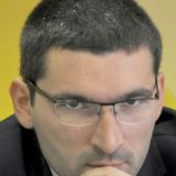 Napustiti nametnutu ulogu faktora stabilnosti 6