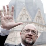 Šulc: Merkelova je odvojena od realnosti 11