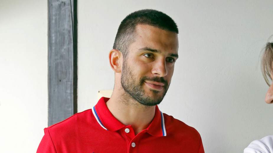 Branko Lazić prekobrojan? 1 Branko Lazić prekobrojan? 1