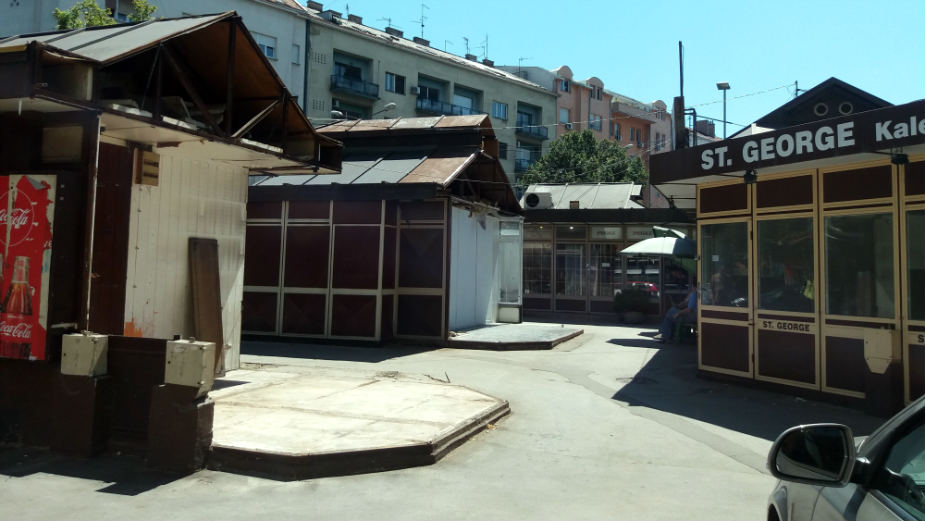 Opština Vračar im prodala lokale pa ih sada ruši 1 Opština Vračar im prodala lokale pa ih sada ruši 1