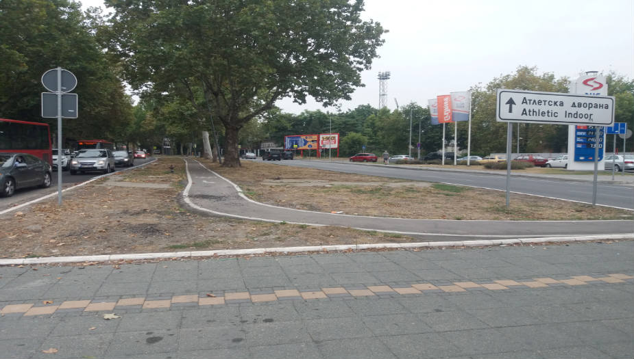 Rupe na putu demantuju Malog 1 Rupe na putu demantuju Malog 1